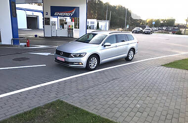 Універсал Volkswagen Passat 2016 в Києві