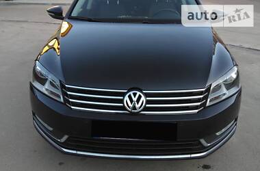 Универсал Volkswagen Passat 2012 в Житомире