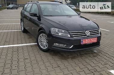 Volkswagen Passat 2011