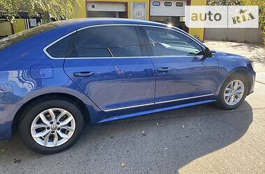 Седан Volkswagen Passat 2016 в 