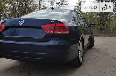 Седан Volkswagen Passat 2012 в Умани