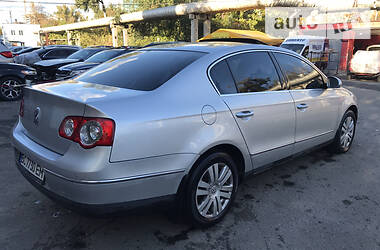 Седан Volkswagen Passat 2007 в Киеве