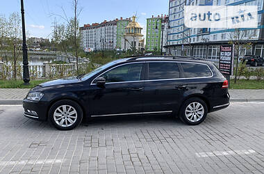 Универсал Volkswagen Passat 2012 в Ивано-Франковске