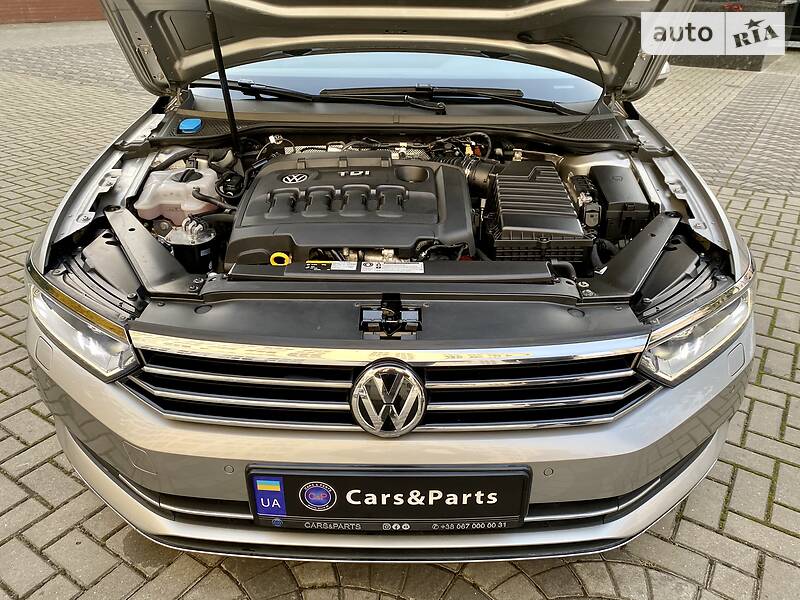Універсал Volkswagen Passat 2015 в Луцьку