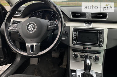 Универсал Volkswagen Passat 2013 в Бродах