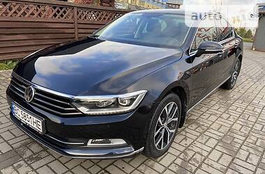 Седан Volkswagen Passat 2018 в Львові