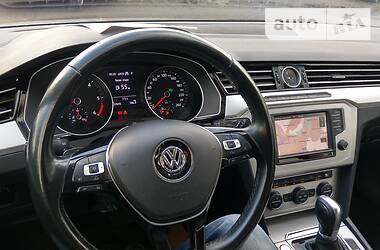 Универсал Volkswagen Passat 2017 в Луцке