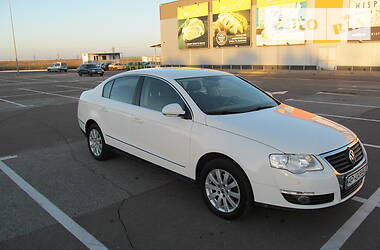 Седан Volkswagen Passat 2009 в Бердянске