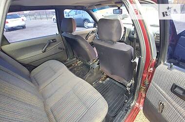 Седан Volkswagen Passat 1992 в 
