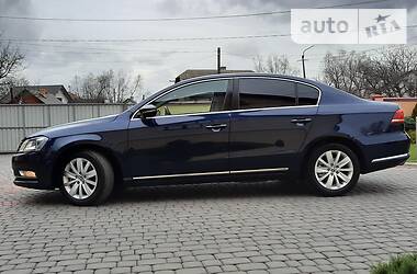 Седан Volkswagen Passat 2012 в Самборе