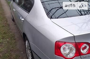 Седан Volkswagen Passat 2005 в 