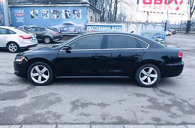 Седан Volkswagen Passat 2014 в Львове