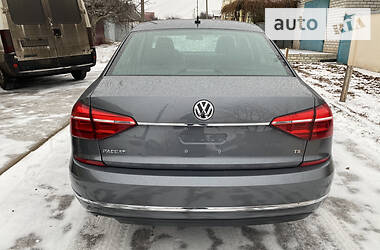 Седан Volkswagen Passat 2016 в Краматорске