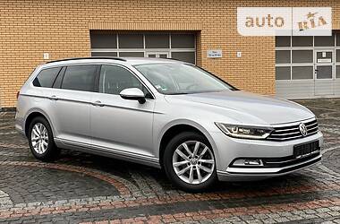 Универсал Volkswagen Passat 2015 в Луцке