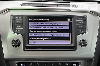 Универсал Volkswagen Passat 2015 в Луцке