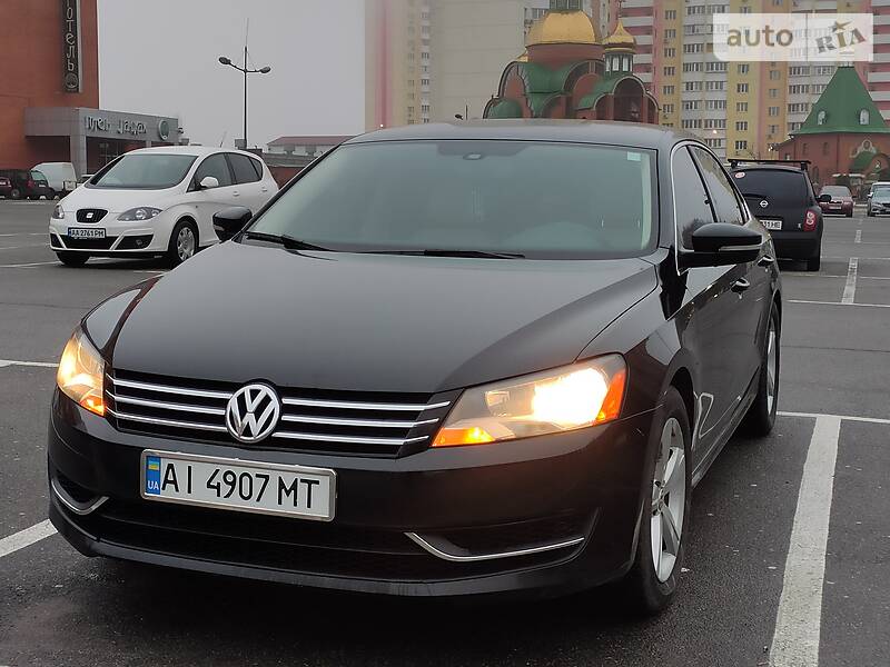 Седан Volkswagen Passat 2013 в Киеве