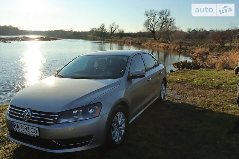 Седан Volkswagen Passat 2014 в Голованевске