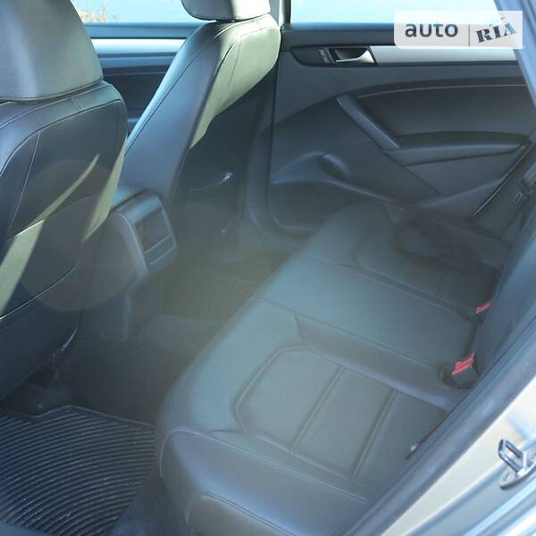 Седан Volkswagen Passat 2014 в Голованевске