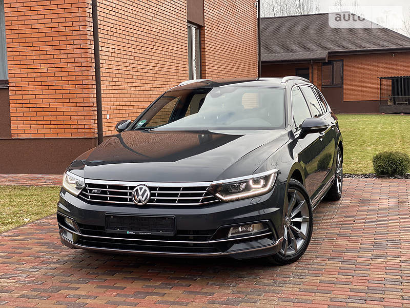 Универсал Volkswagen Passat 2017 в Киеве