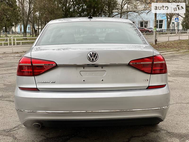 Седан Volkswagen Passat 2016 в Херсоне