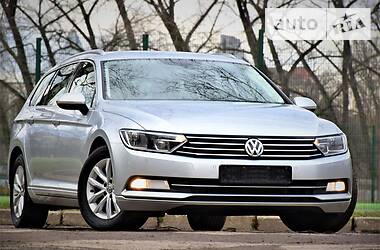 Универсал Volkswagen Passat 2015 в Дрогобыче