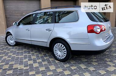 Универсал Volkswagen Passat 2009 в Амвросиевке