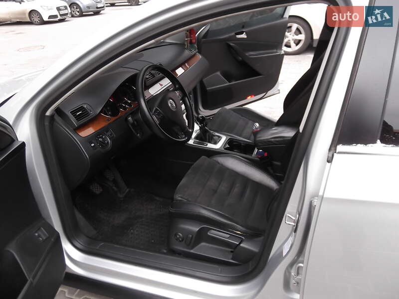 Седан Volkswagen Passat 2008 в Софіївській Борщагівці