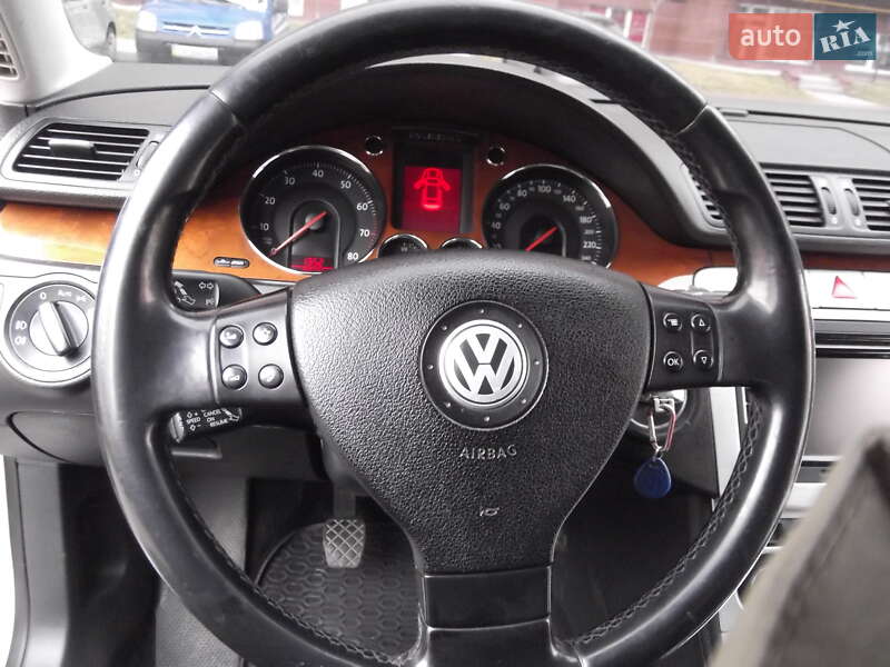 Седан Volkswagen Passat 2008 в Софіївській Борщагівці