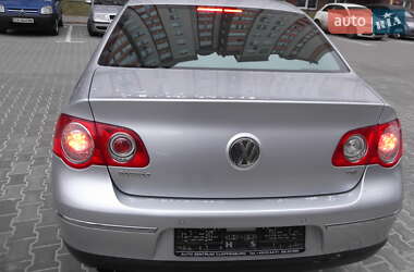 Седан Volkswagen Passat 2008 в Софиевской Борщаговке