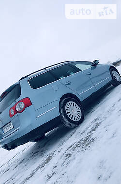 Универсал Volkswagen Passat 2008 в Калуше