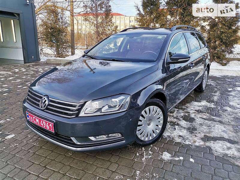 Универсал Volkswagen Passat 2012 в Львове