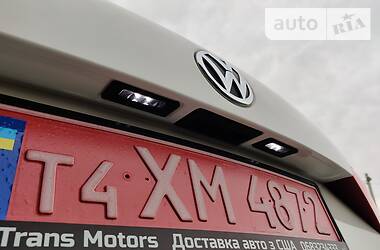 Седан Volkswagen Passat 2014 в Стрые