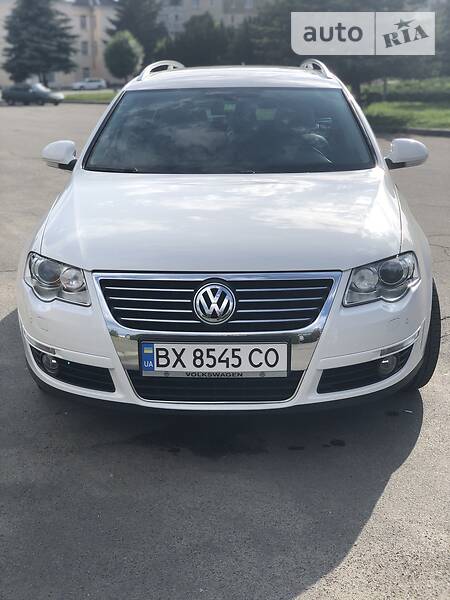 Универсал Volkswagen Passat 2010 в Хмельницком