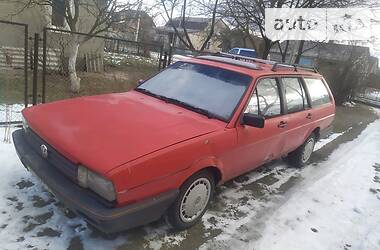 Универсал Volkswagen Passat 1987 в 