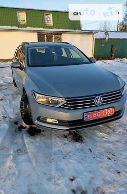 Універсал Volkswagen Passat 2014 в Луцьку