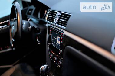 Седан Volkswagen Passat 2015 в 