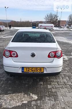 Седан Volkswagen Passat 2009 в Хмельницком