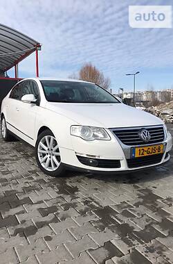 Седан Volkswagen Passat 2009 в Хмельницком