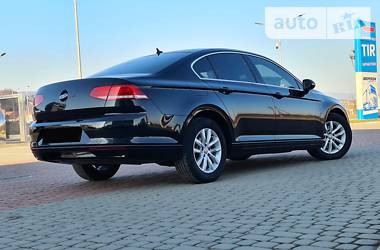 Седан Volkswagen Passat 2017 в Мукачево