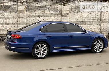 Седан Volkswagen Passat 2016 в Киеве