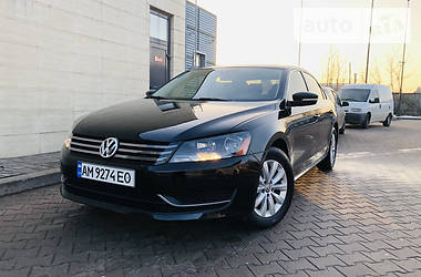 Седан Volkswagen Passat 2015 в Житомире