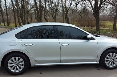 Седан Volkswagen Passat 2014 в Херсоне