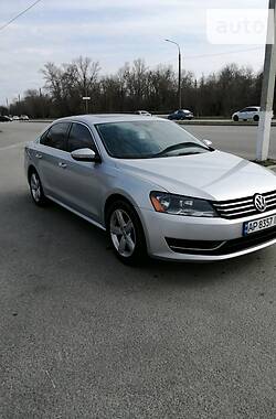 Седан Volkswagen Passat 2012 в Запорожье