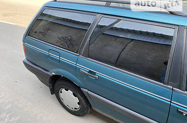 Универсал Volkswagen Passat 1992 в Киеве