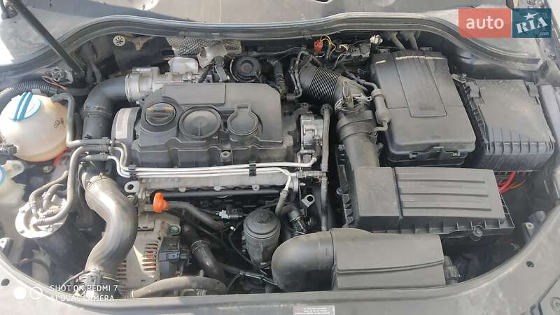 Універсал Volkswagen Passat 2006 в Львові