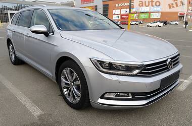 Універсал Volkswagen Passat 2016 в Києві