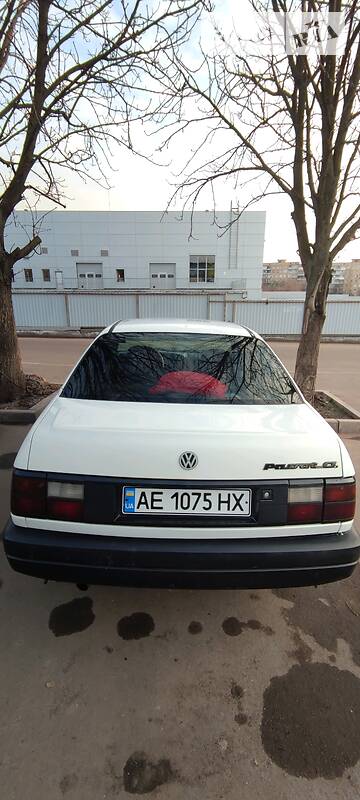 Седан Volkswagen Passat 1989 в Кривому Розі