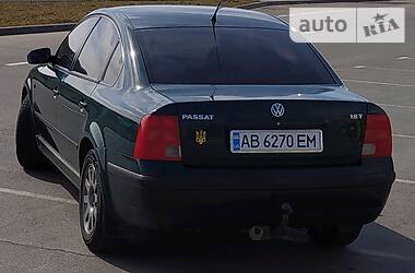 Седан Volkswagen Passat 1998 в Виннице