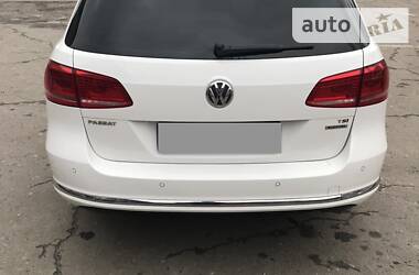 Универсал Volkswagen Passat 2012 в Днепре