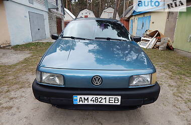 Универсал Volkswagen Passat 1989 в Житомире